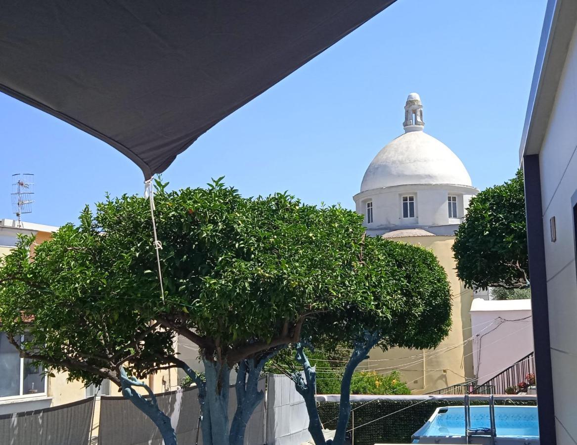 Casa Mika Procida Exterior foto